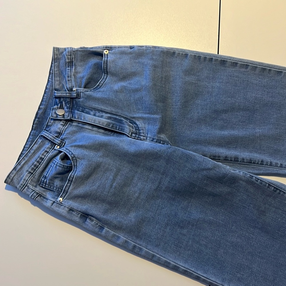 Women’s jeans